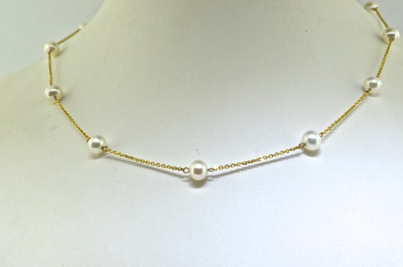 14k Yellow Gold Pearl Necklace - image 4