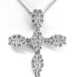 18k White Gold And Diamond Cross 2.90cts, And 14k White Gold 16&quot; Chain