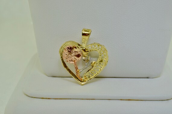 14K Yellow, White, and Rose Gold Heart Rose Penda… - image 3