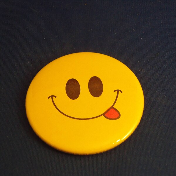 EMOJI SMILEY FACE (Snarky)  Button fun Pin Pinback  punk badge  2 1/4"  New!   tongue smile happy funny wise guy sly