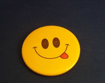 EMOJI SMILEY FACE (Snarky)  Button fun Pin Pinback  punk badge  2 1/4"  New!   tongue smile happy funny wise guy sly