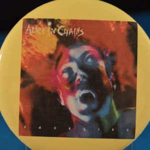 ALICE in CHAINS Facelift BUTTON  pin pinback badge punk Large 2 1/4&quot; Brand New rock &#39;n roll  music band Grunge Seattle Layne Staley Cantrell