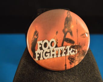 FOO FIGHTERS  BUTTON pin pinback badge punk Large 2 1/4" Brand New rock 'n roll  music band grunge Seattle  Dave Grohl  Nirvana Rami Jaffee