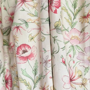 Vintage curtain /floral curtain /vintage fabric /vintage rose fabric /door curtain/french vintage /vintage decor