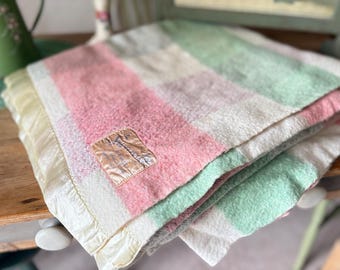 Vintage Wool Blanket: Pink green cream check Throw, double bed size