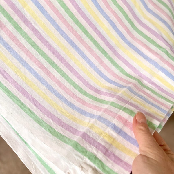 Vintage cotton sheet/antique flat sheet/vintage candy striped sheet/vintage bedding/vintage linen/double sheet