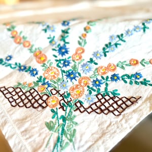 Vintage tablecloth/embroidered flowers tablecloth/square tablecloth/vintage decor/vintage embroidery/French vintage