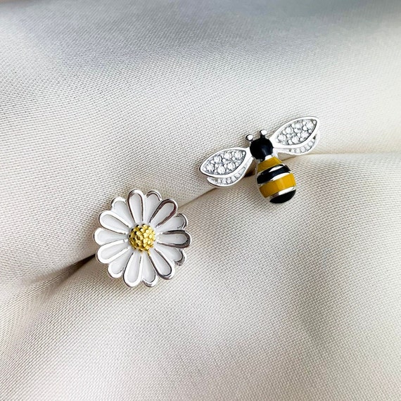 Bee and flower best sale earrings