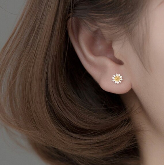 Girl's Delightful Daisy Screw Back Sterling Silver Earrings - in Season Jewelry