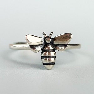 Sterling Silver Bumble Bee Ring, Adjustable Size, Worker Bee Ring, Animal Jewellery, Gifts For Her, Gifts For Friends, Manchester Bee, Chic