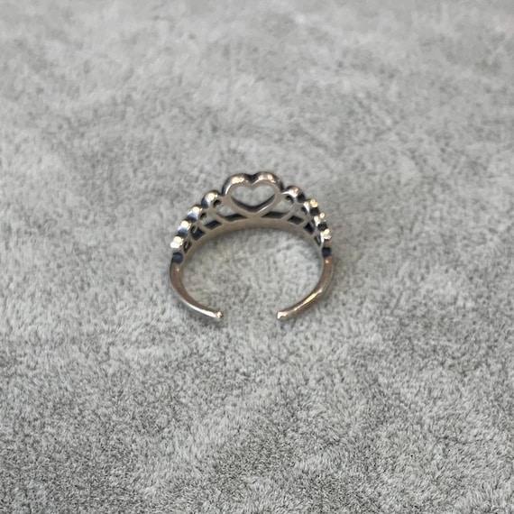 Silver crown deals heart ring