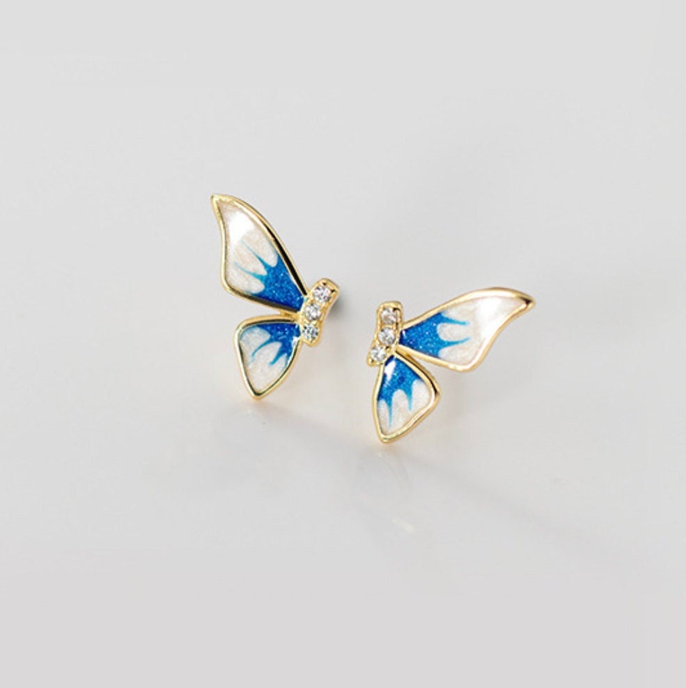 Big Hoop Earrings with 3D Sapphire Blue Butterflies – Silk Butterflies