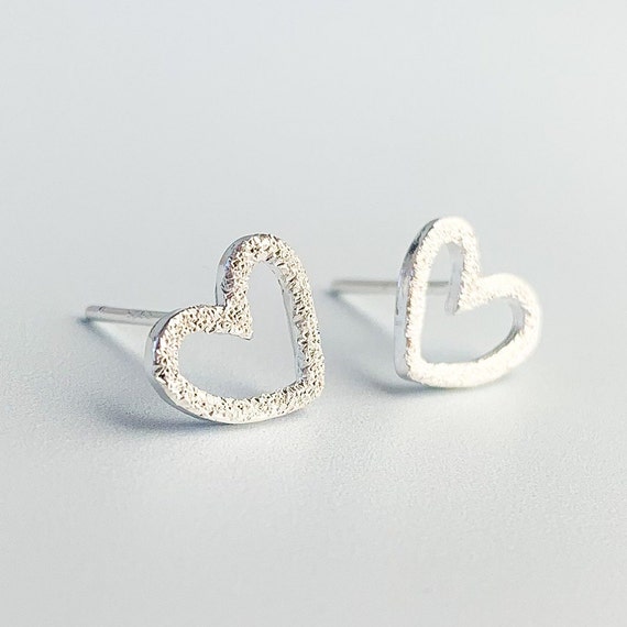 Teeny Tiny Heart Studs • Small Earring Studs • Petite Hearts • Solid Heart  Posts • Simple Minimal Ea | Small earrings studs, Stud earrings, Heart  earrings studs