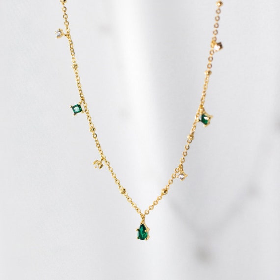 Green stone gold jewellery shop