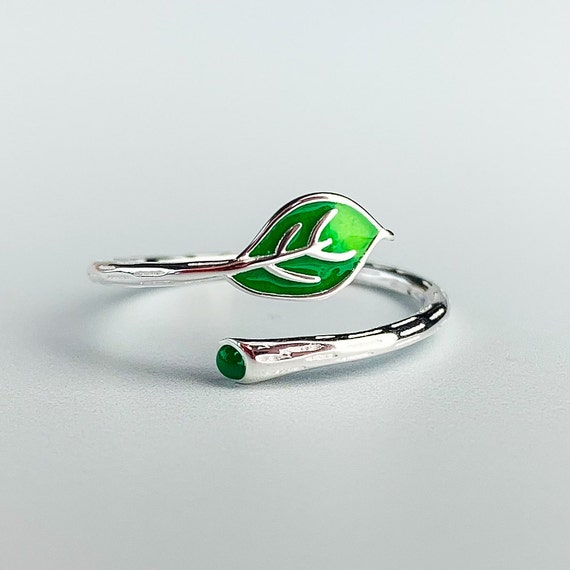 Green leaf best sale ring