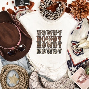Howdy Graphic Tee Shirt, Western Graphic Tee, Country Vibes Shirt, Cowgirl Tshirt, Wavy Graphic Shirt, Up to 5XL Shirt