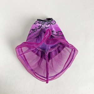 Falda Raven Queen de Ever After High: Encaje morado y negro, atuendo de muñeca First Chapter