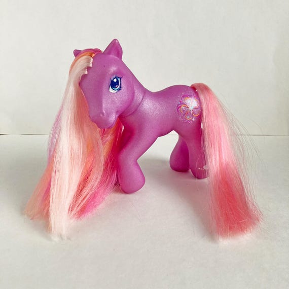 マイリトルポニー pony vintage Vintage My Little Pony Snuzzle G1 Gray With Pink Hearts