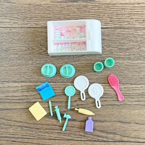 Vintage Barbie House Bathroom Shelf with Accessories, 90s Mattel Barbie Doll House Decor, 1 6th Scale Doll Furniture, Barbie Bathroom