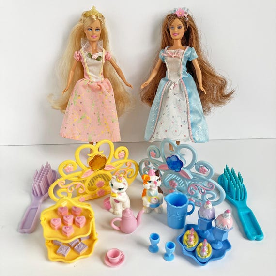 Vintage Barbie Mini Kingdom Doll Set: 2005 Princess & the Pauper