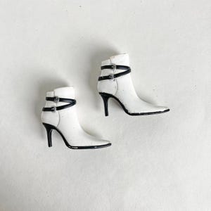 Vintage Bratz Rock Angelz Jade Shoes: 2005 MGA Doll Accessory