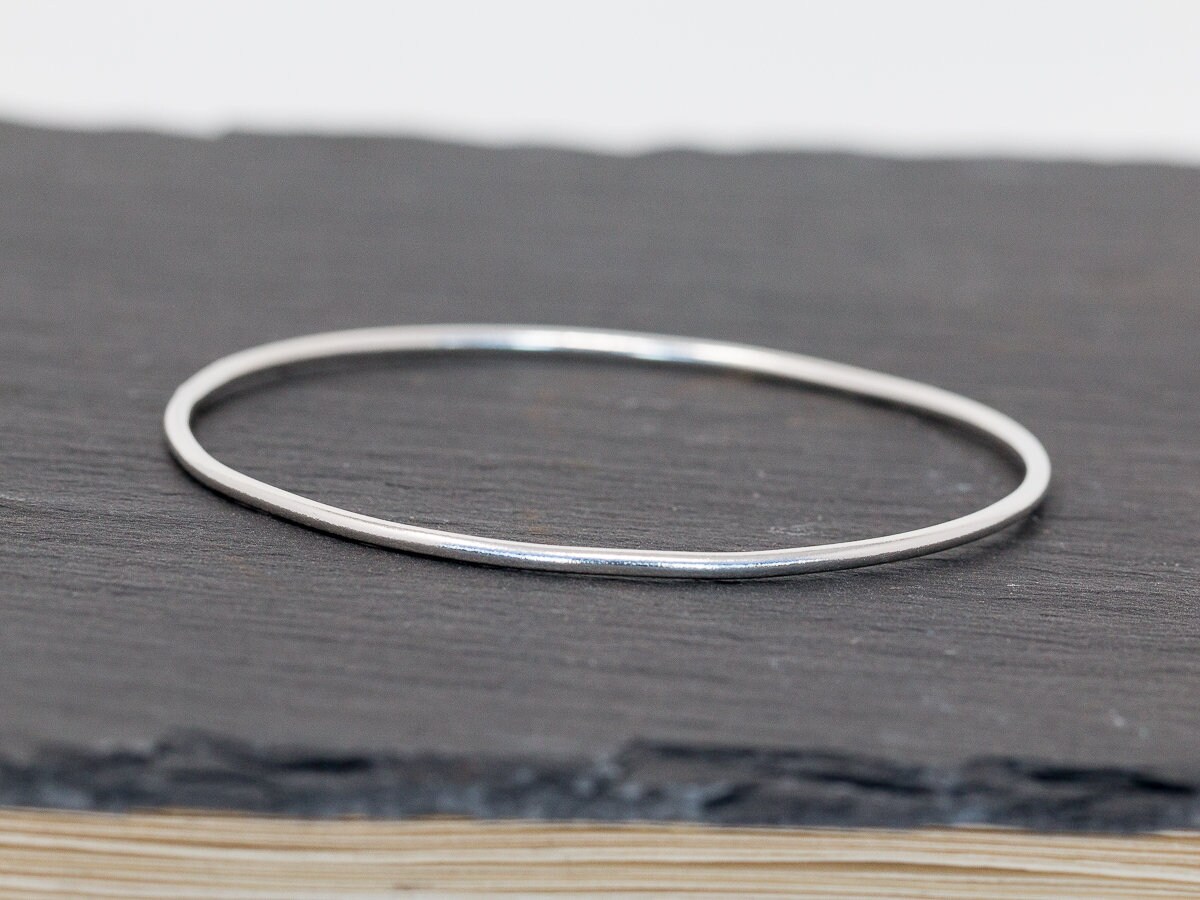 plain sterling silver bangleplain banglesterling silver bangle