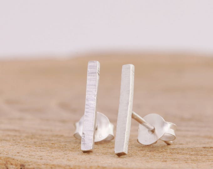 Pair of Sterling Silver Bar Stud Earrings, Unisex Earrings, Silver Tree Bark Bar Earrings, Silver Staple Earrings, Silver Stick Earrings