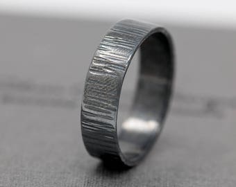 Sterling Silver Ring|Rustic Ring|Rustic Black Ring|Mens Ring|Mens Black Ring|Unisex Ring|Hammered Band|Tree Bark Ring|Gift for Him|Mechanic