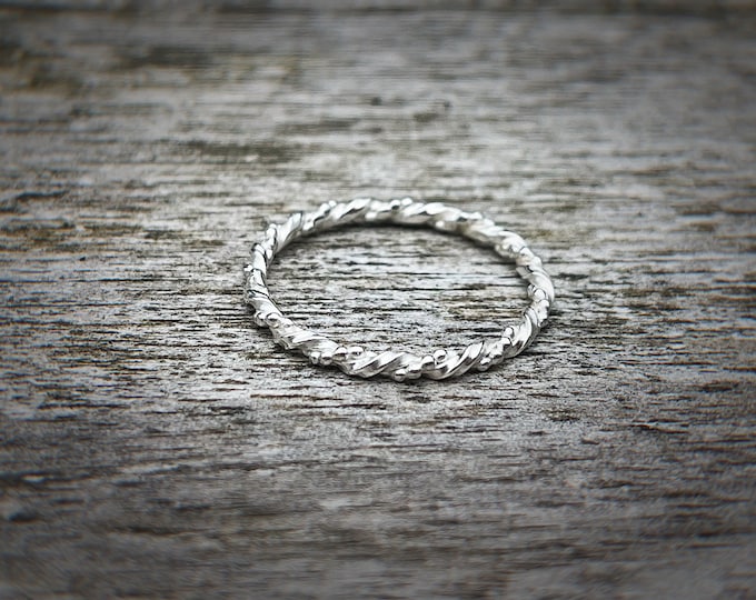 1.8mm Thick Sterling Silver Diamond Cut Berry Ring, Bramble Ring, Sterling Silver Twisted Ring, Stacking Ring, Patterned Ring, Gift for Her