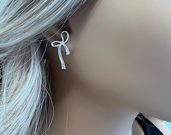 925 Sterling Silver Earrings - Tiny Stud Earrings - Dainty Earrings - Gift for Daughter - Sterling Silver Studs - Ribbon Bows Earrings
