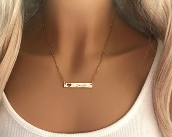 Collar y colgante personalizado personalizado de barra cardíaca - Collar de barra de nombre de corazón - Collar de dijes minimalista - Regalos de Navidad para ella