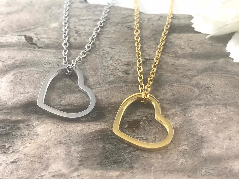 valentines gift for girlfriend valentines gift valentines day gift heart Dainty floating heart pendant and necklace gift for her
