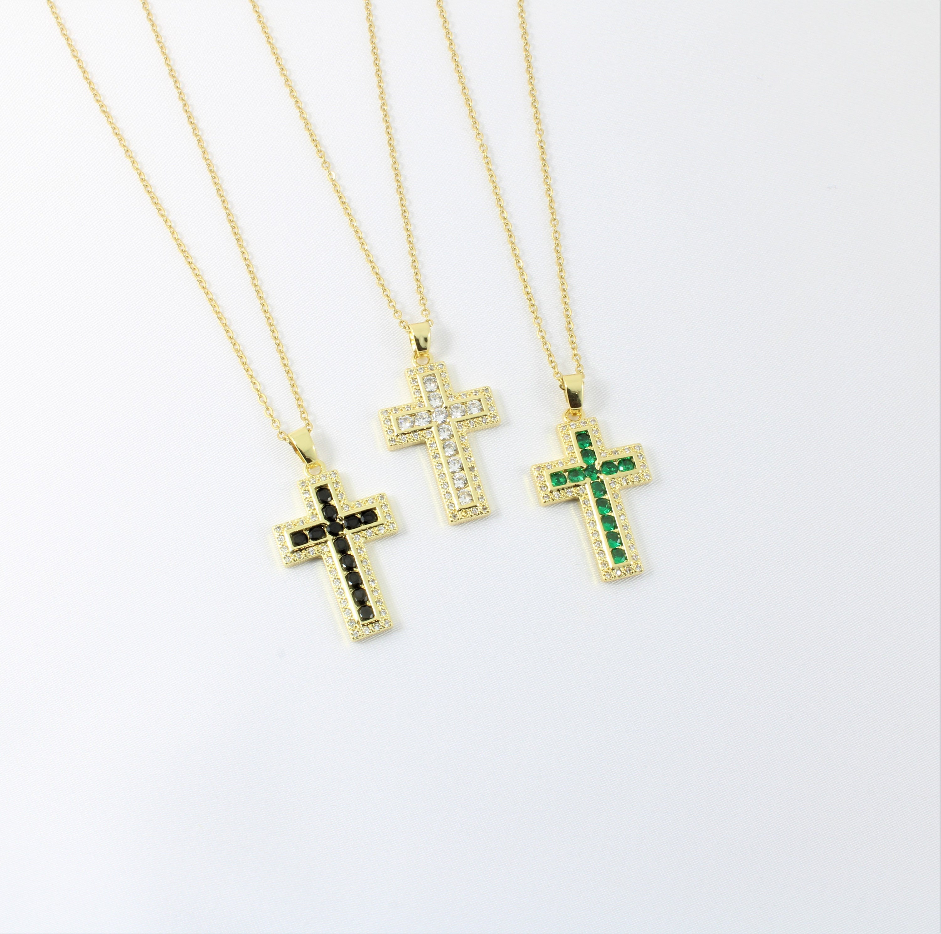 18K Gold Plated Vintage Cross Y2K Cross Necklace Waterproof Gold Filled Necklace Christmas Gift Crucifix Necklace for Communion