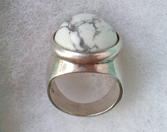 PERUVIAN TURQUOISE and Sterling SILVER 925 Signet Ring
