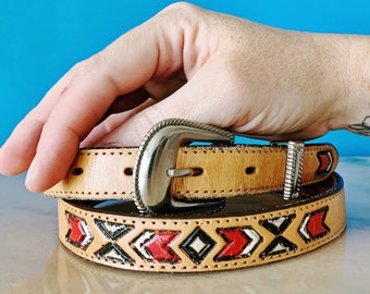 Vintage Southwest Leather Belt: Geometric Silver Buckle (35.5 Inches)