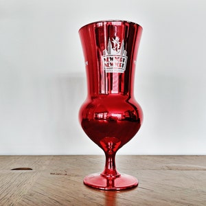 vintage 2000 CASINO GLASS || New York New York Hotel & Kasino || Souvenir Barzubehör || Las Vegas || Jahrtausend || Spiegel Rot