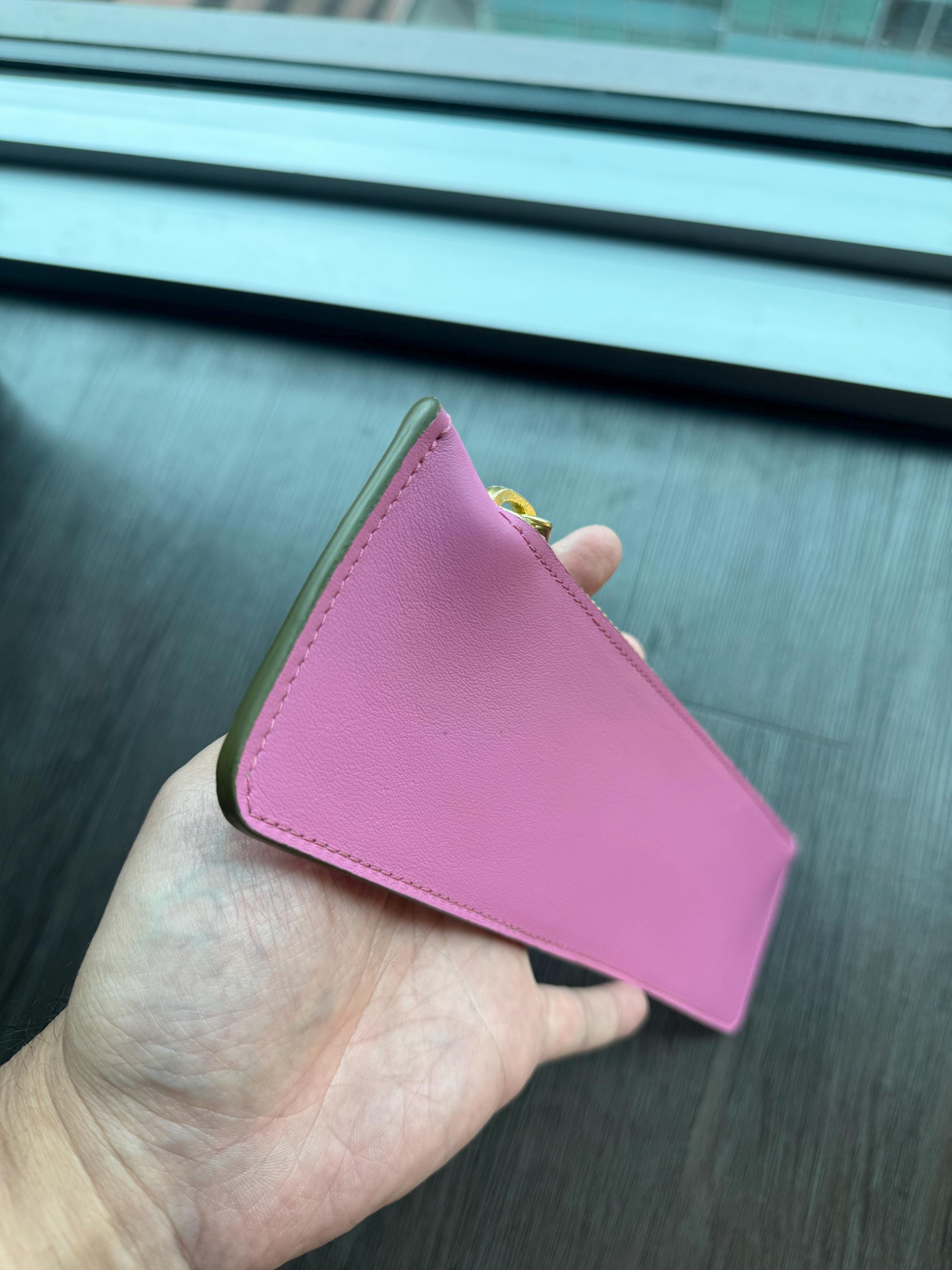 コノリーレザーペンケース、メイクアップバッグ、クラッチバッグ、財布