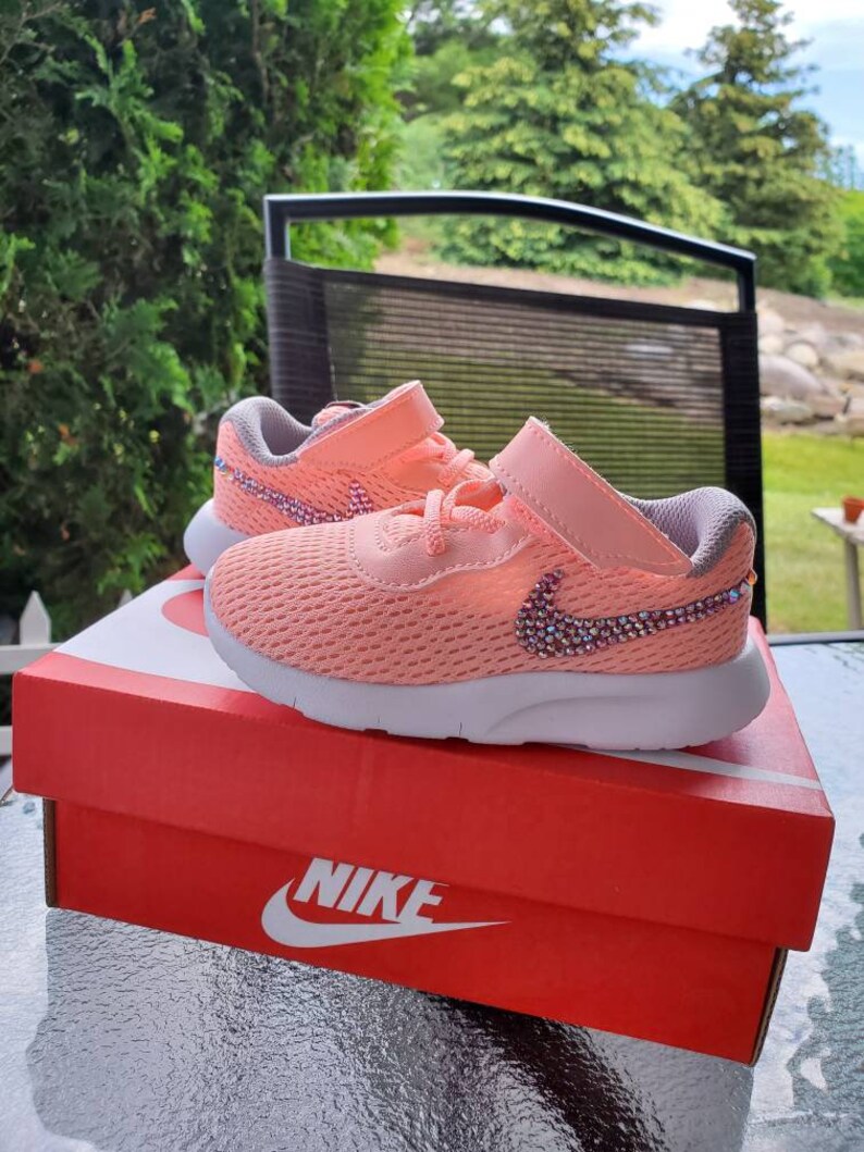 6c nike girl shoes