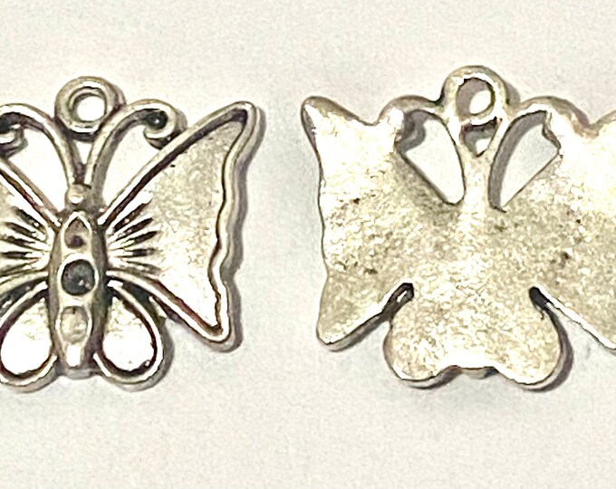 17mm Butterfly Pendant Antique Silver DIY Jewelry Findings.