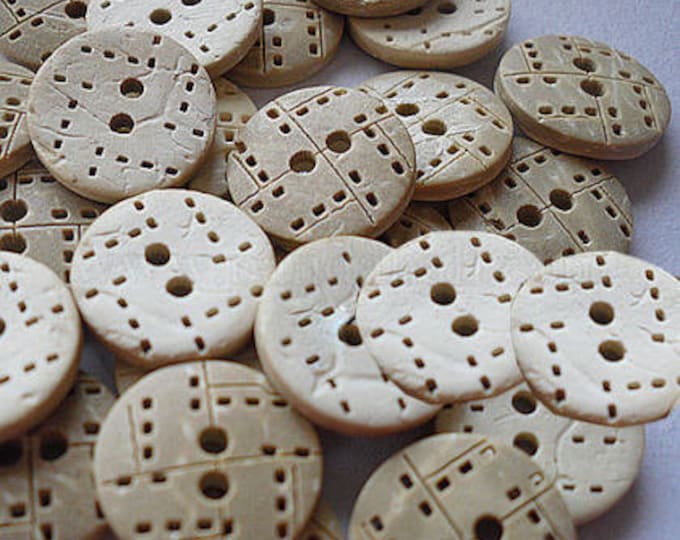 13mm buttons Carved 2 holes Coconut Buttons DIY Craft Supplies Findings.