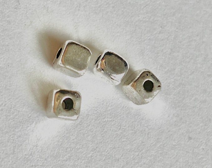 4mm Cube Spacer beads Hole: 1.5mm Antique Silver DIY Jewelry Making Supplies  Findings.