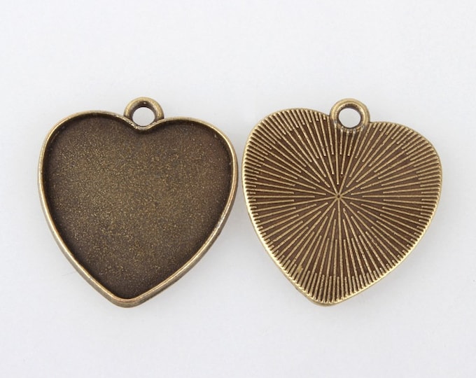 25mm Heart Cabochons Pendant Antique Bronze Tray Setting  Bezel Trays, 1 Inch Trays DIY Jewelry Findings.