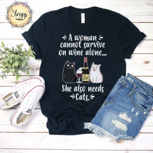 Kat en Wijn T-shirt - Cat Lover Gift Vrouwen - Wine Lover Gift voor Vrouwen - Wijn Geschenken - Cat Lover Gift - Cat Mom Shirt - Cat en Wine Shirt Black