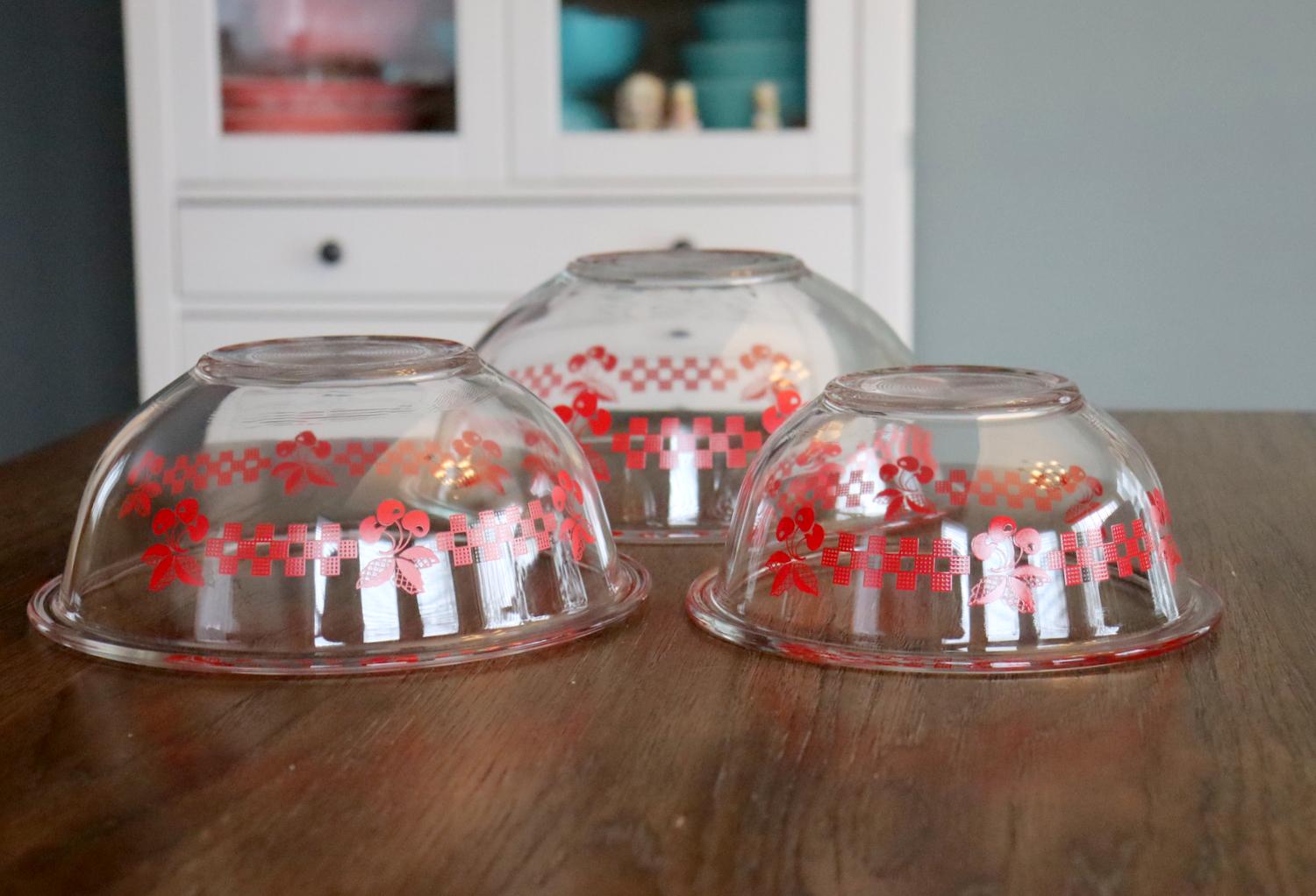 Set of 3 Vintage Pyrex Red Cherry Gingham Check Clear Bowls #322