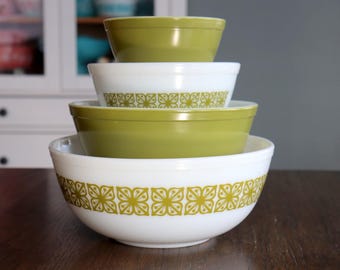 Rare! Vintage Pyrex Autumn Floral Verde Mixing/nesting Bowls