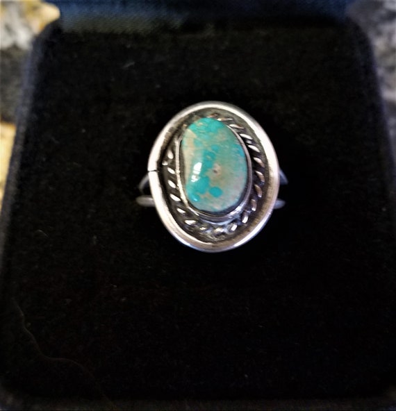 Sterling Silver & Turquoise Ring - image 1