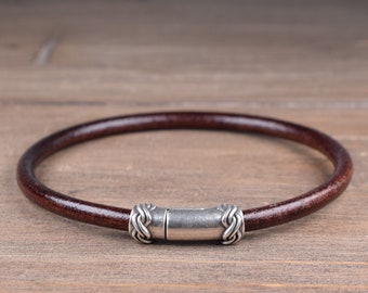 Celtic Leather Bracelet, Brown Leather Bracelet with a Magnetic Clasp, Minimalist Round Leather Bangle, Norse Viking Leather Jewelry