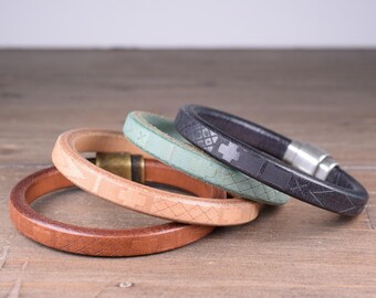 Thick Leather Bracelet with a Southwest Design, Leather Bangle for Men and Women, Minimalist Western Statement Leather Cuff