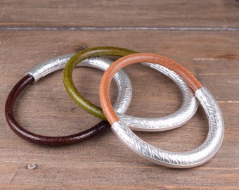 Elegant Half Cuff Leather Bracelet, Minimalist Round Leather Bangle, Pretty Leather Jewelry Gift, Camel Brown or Distressed Green Leather