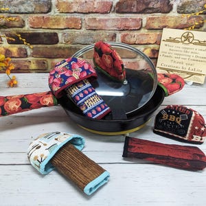Kitchen Mushroom Pan Handle Cover Set: Kitchen Decor, Cast Iron Skillet Accessory